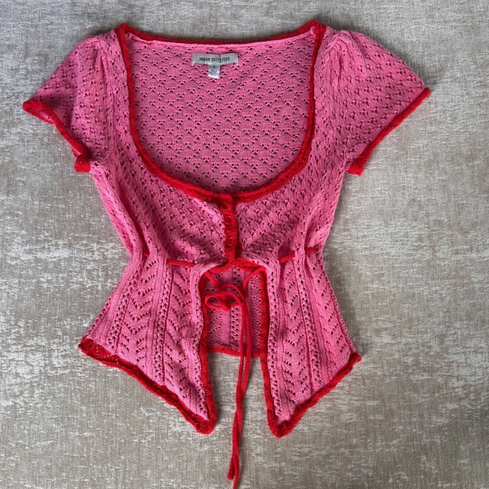 Urban Outfitters Pink Red Pointelle Knit Tie Front Short Sleeve Top Small